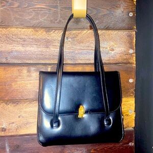 Lot of 2 vintage purses